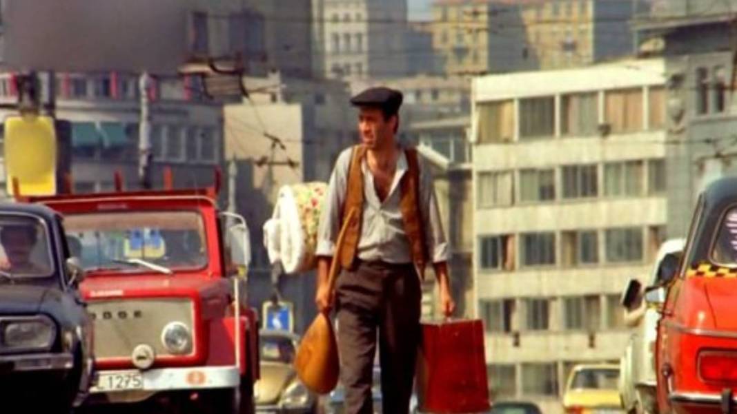 Şark Bülbül'ünün utangaç güzeliydi! Yıllar ona da acımasız davrandı: 67 yaşındaki usta oyuncunun son hali ağızları açık bıraktı 7